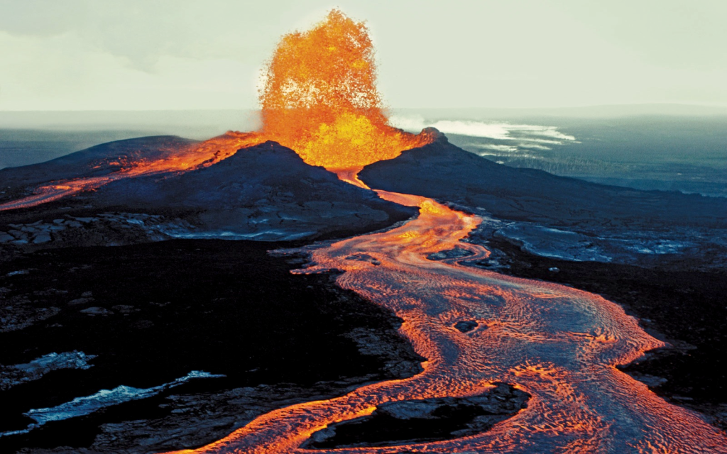 A bubbly, oozing basaltic volcano eruption in Hawaii (Understanding Volcanic Eruptions)